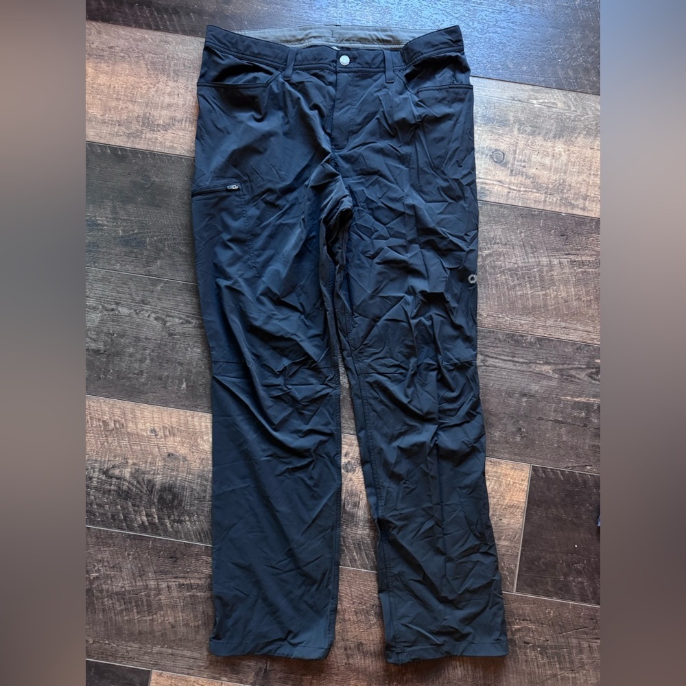 Outdoor Research Black Performance Hiking Pants | Zip Pockets | Men’s 38